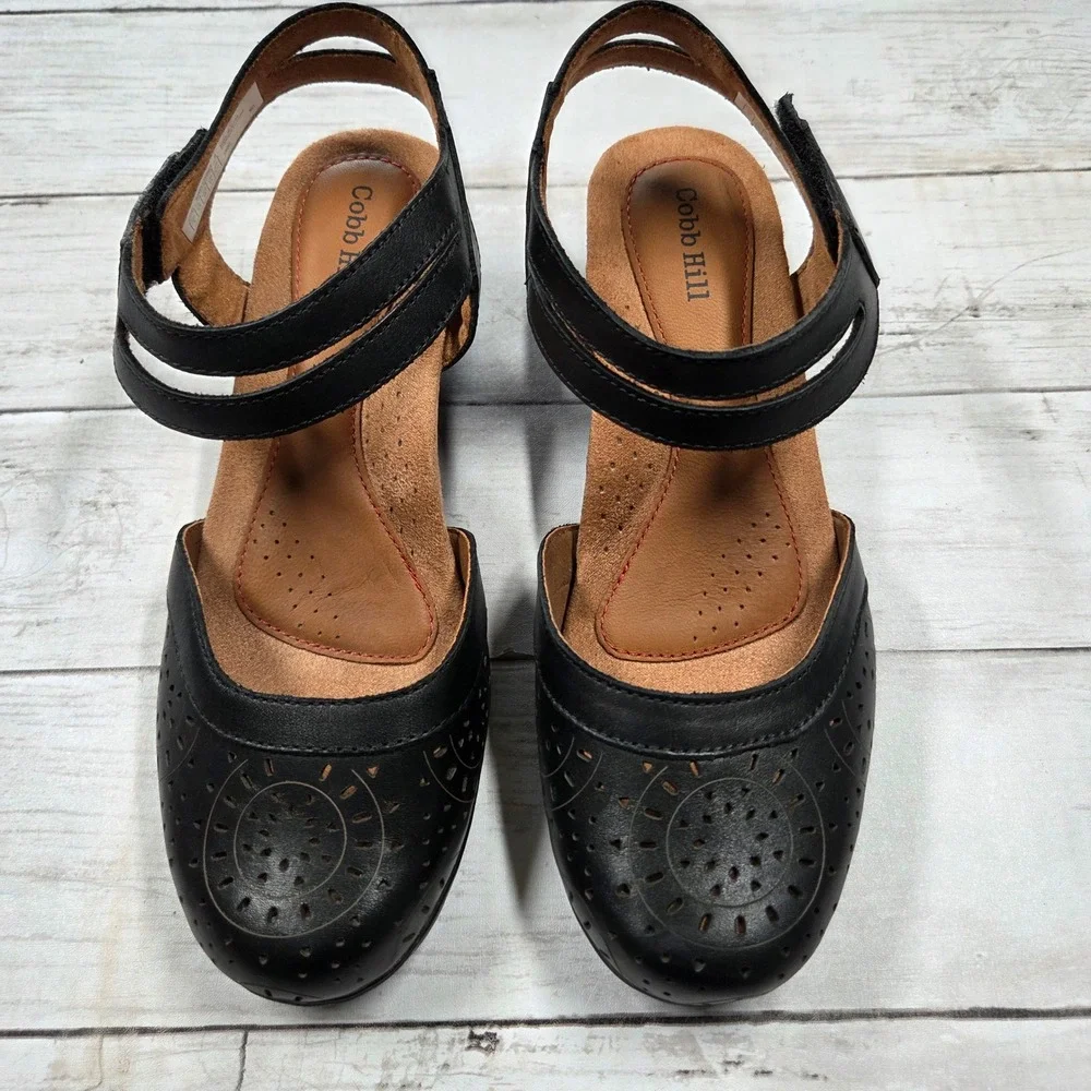 Cobb Hill Mary Jane Heels Womens 6 Black Leather Perforated CI5144 Block Heel